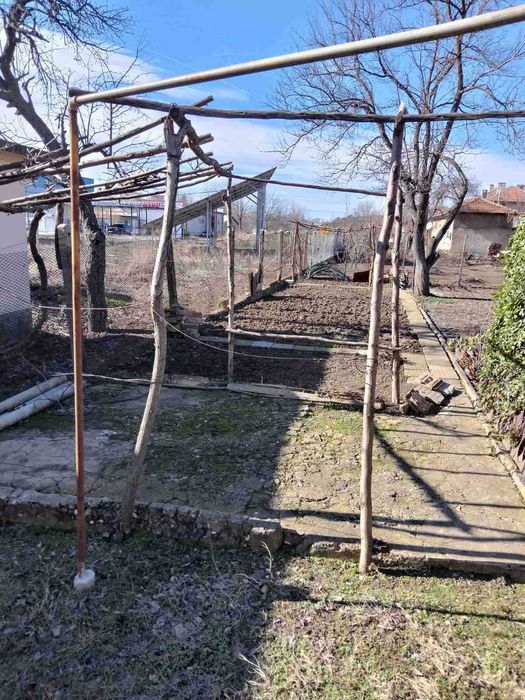 Продава се Тристаен апартамент в Левски - 100 кв.м за 418 €/кв.м - Снимка #13