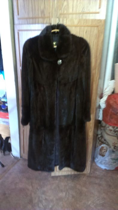 Продам норковую шубу