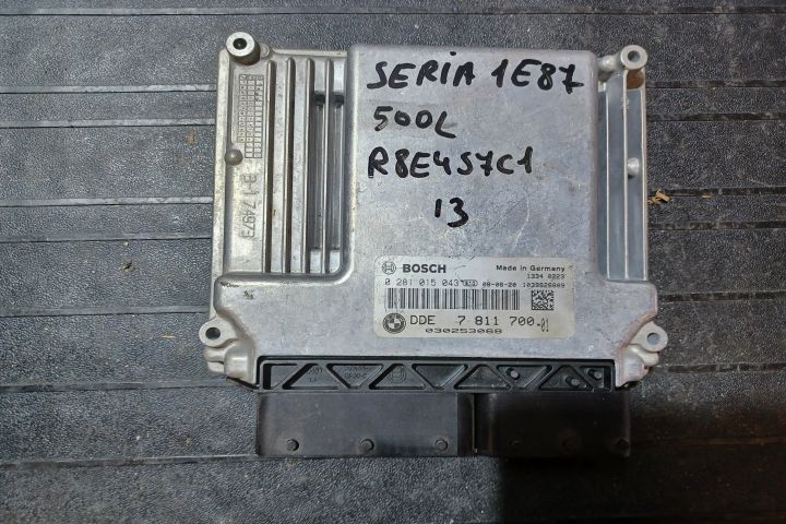 Calculator motor ECU 0281015043 0281015043 BMW Seria 1 E81/E82/E87/E8