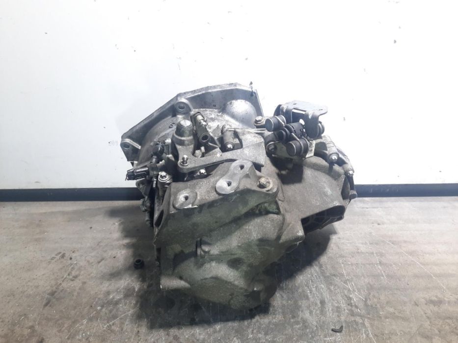 Cutie de viteza manuala, cod GM55350375, Opel Vectra C GTS, 1.9 CDTI, Z19DTH, 6 vit