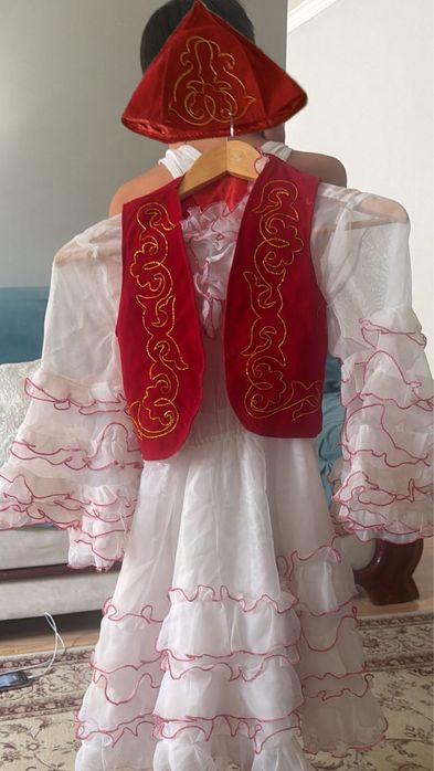 Науиональное платье для ребенка