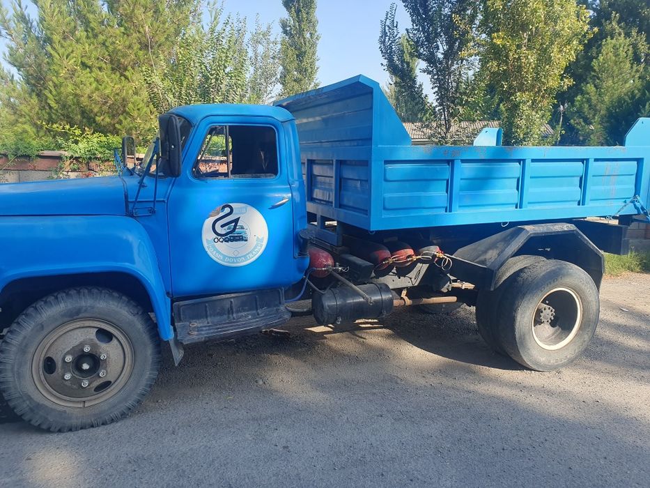 Gaz 53 holati yaxshi mator yangi samasval gaz urilgan dakument joyida