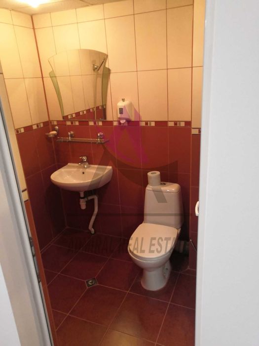 Дава се под наем Офис в Варна, Левски - 39 кв.м за 225 € - Снимка #3