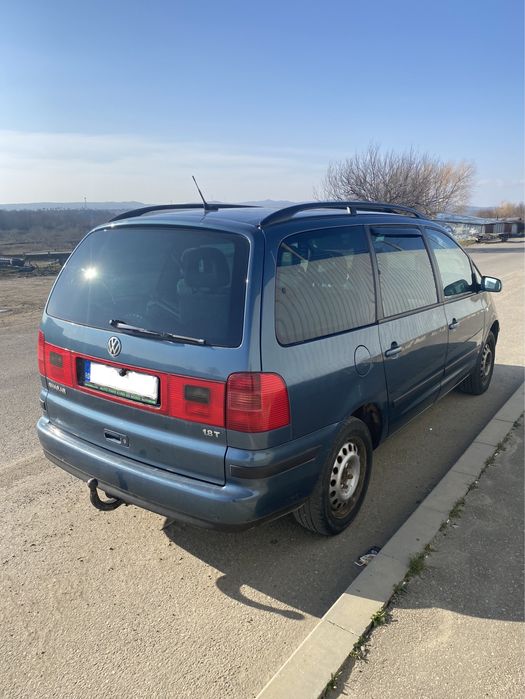 Volkswagen Sharan 1.8T GPL 7 Locuri