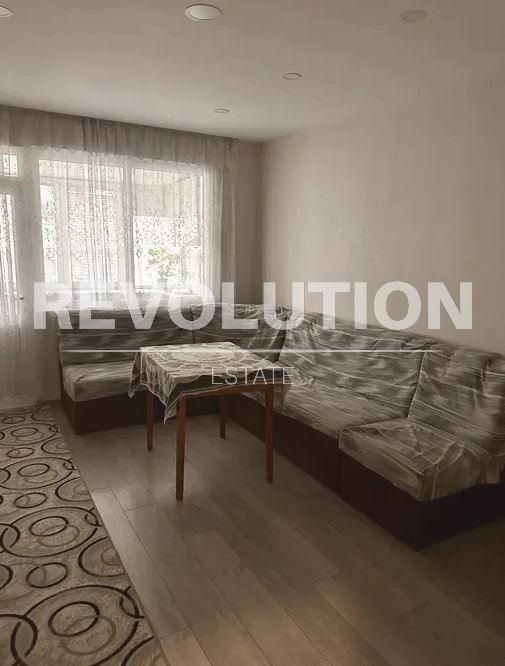 Дава се под наем Тристаен апартамент в Варна, Трошево - 70 кв.м за 548.25 € - Снимка #2