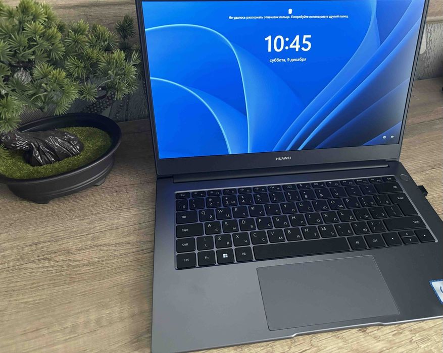 Продам Huawei matebook D14