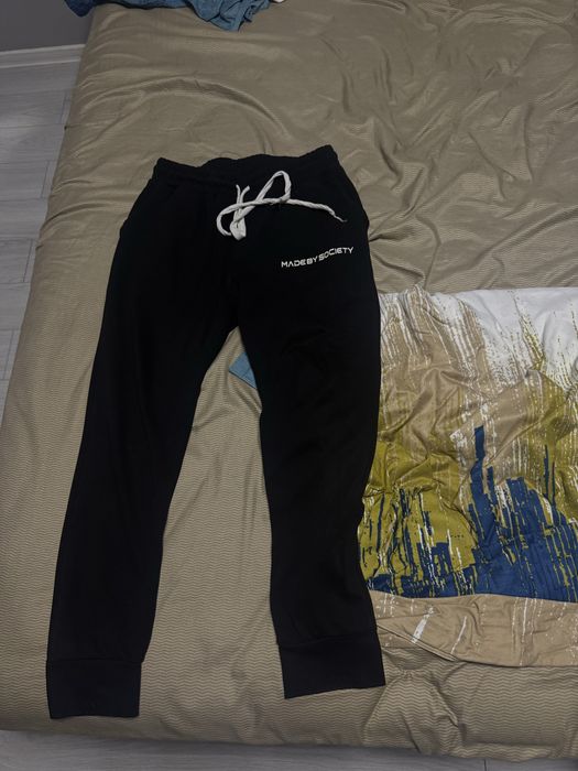 Pantaloni lungi Made By Society negrii