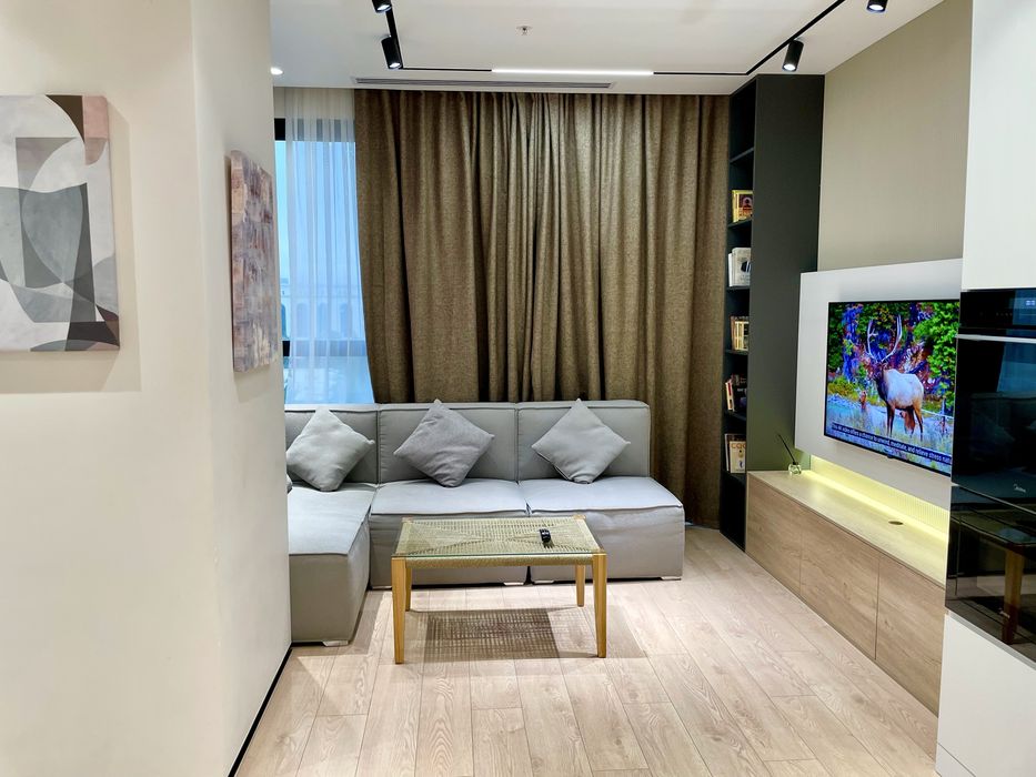 Nest One kunlik Premium kvartira, Tashkent city parkka qaragan.