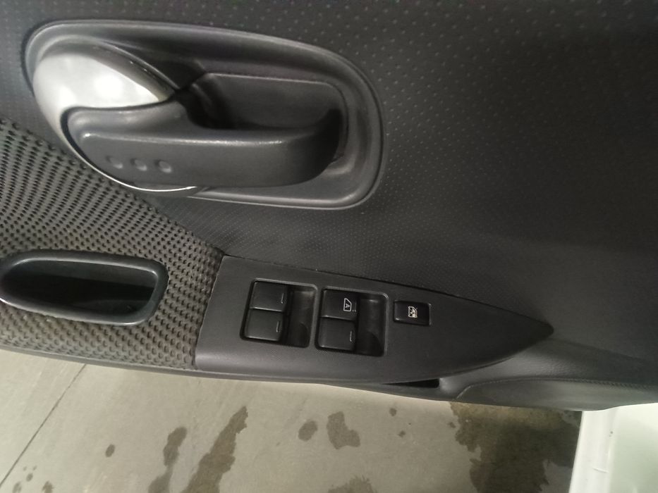 Продается Nissan note 2007 года, 1.6 автомат!