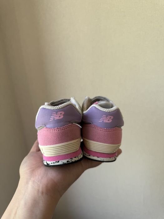 New Balance кроссовки