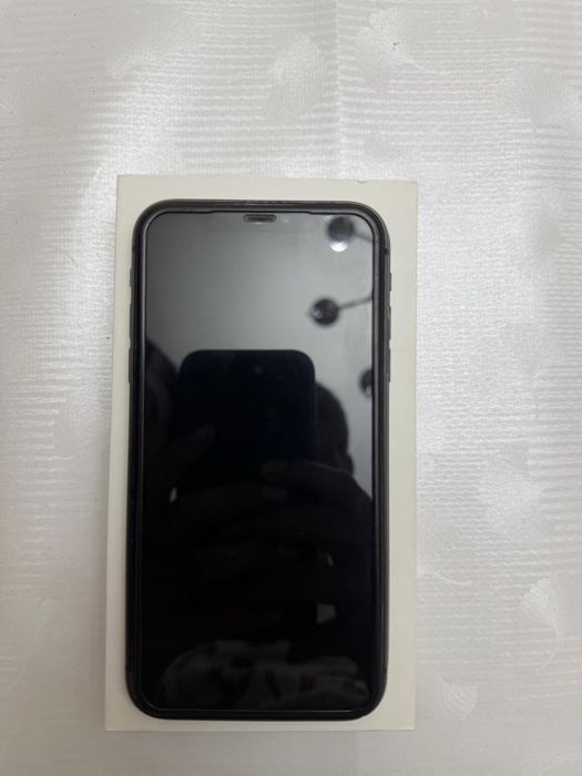 Айфон 11 64GB в идельном состояний