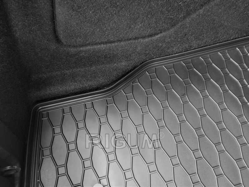 Гумени стелки или багажник BMW 1 F20 F21 от 2011 до 2019г.