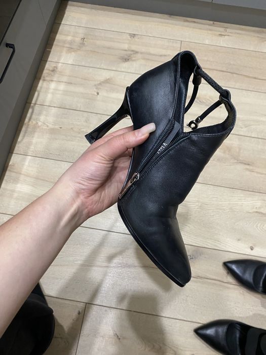 Продам полу сапожки стильные