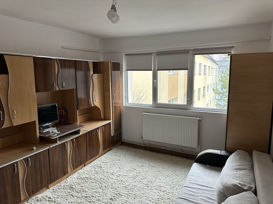 Apartament 2 camere nedecomandat etaj 4