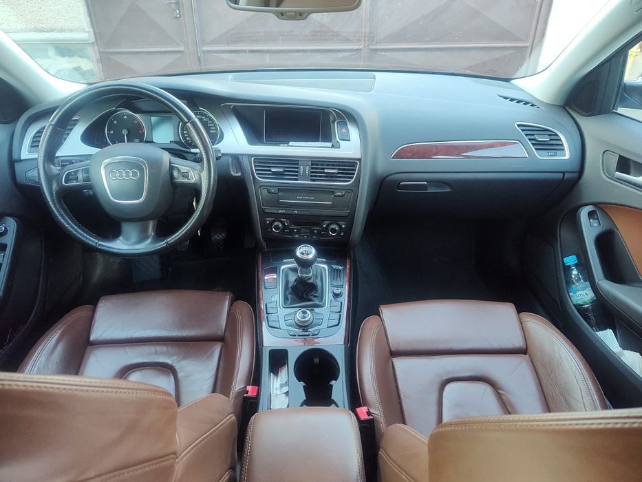 Vând Audi A4 an 2011