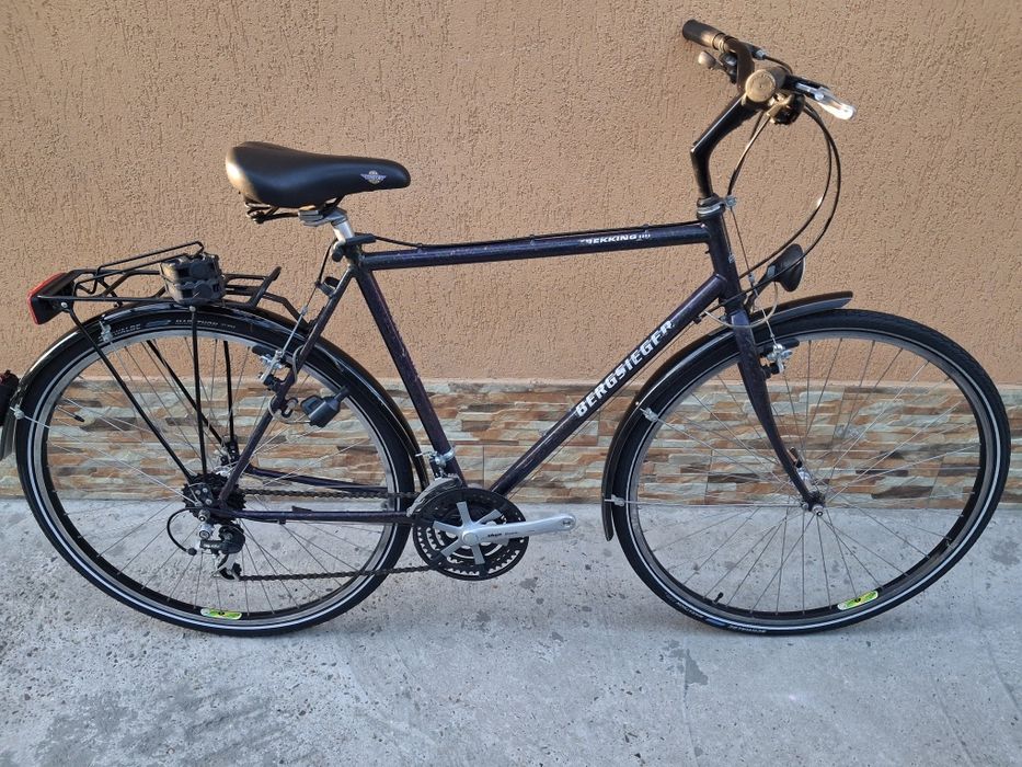 Biciclete de dama și bărbătești