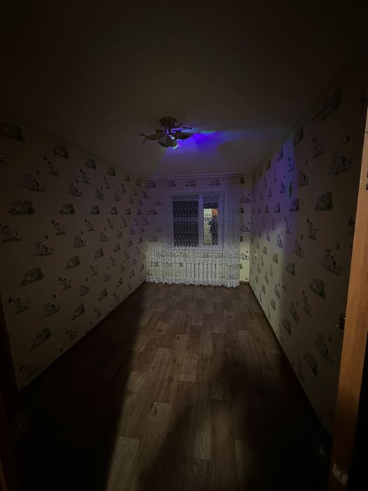 Продам квартиру 3 комнатную