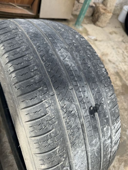 Покрышка на машину