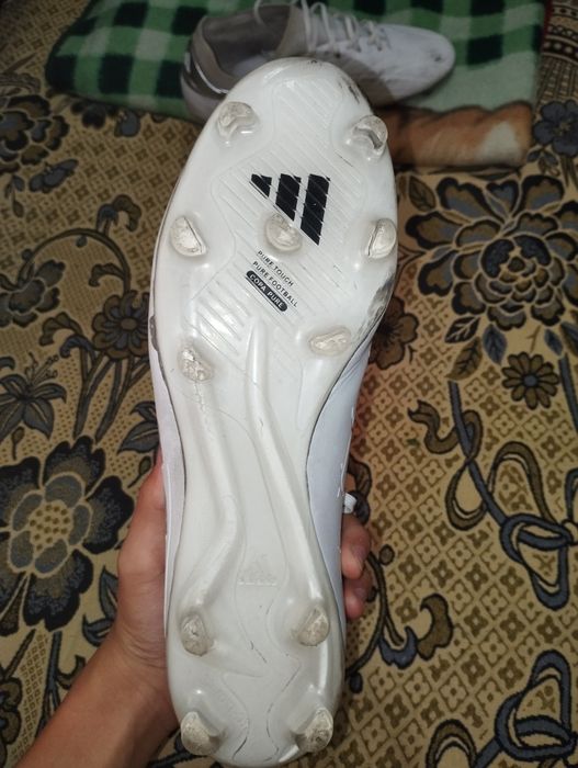 Бутсы футбольные