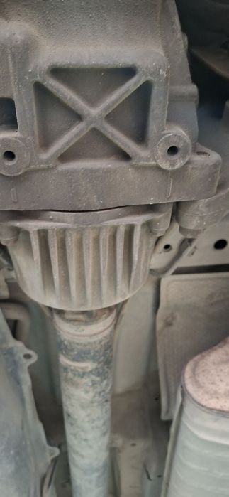 Редуктор заднего моста на раф 4