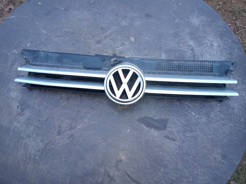 Vand piese auto de golf 4