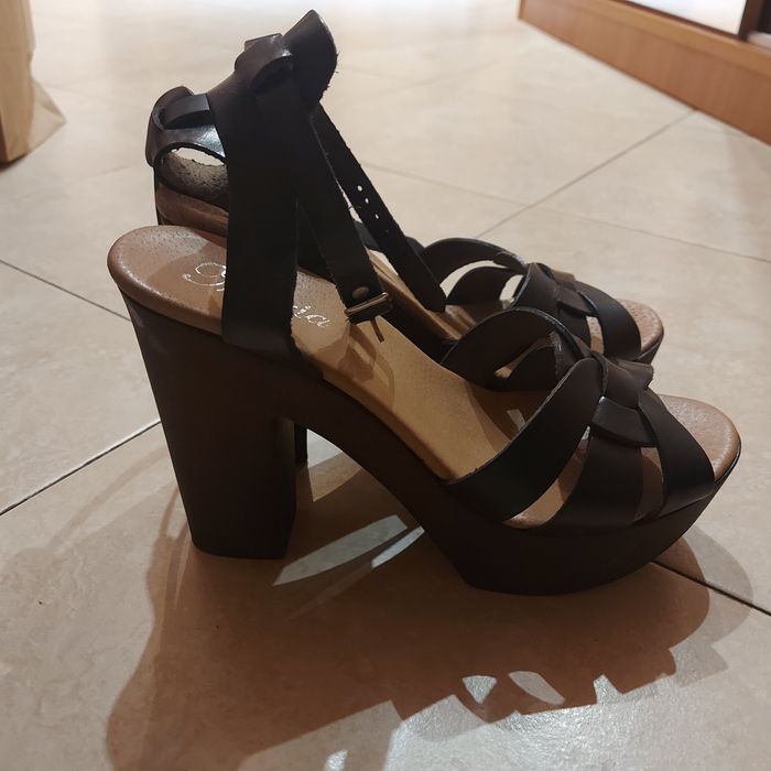 Сандали естестевена кожа