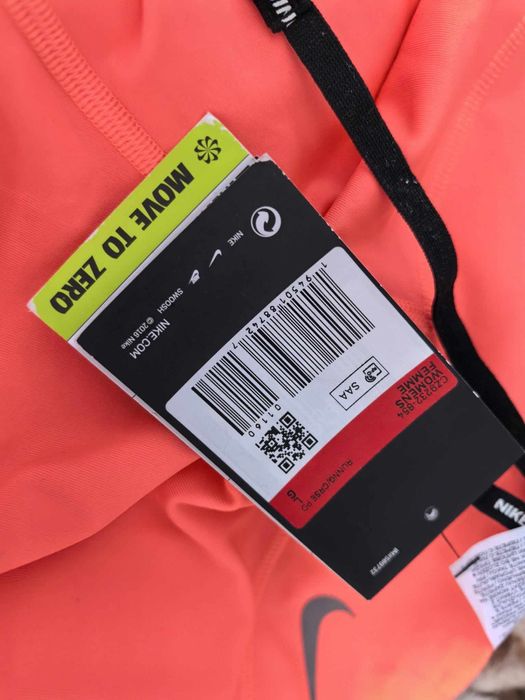 Nike оригинален дамски клин нов жесток коралов електриков цвят М/Л раз