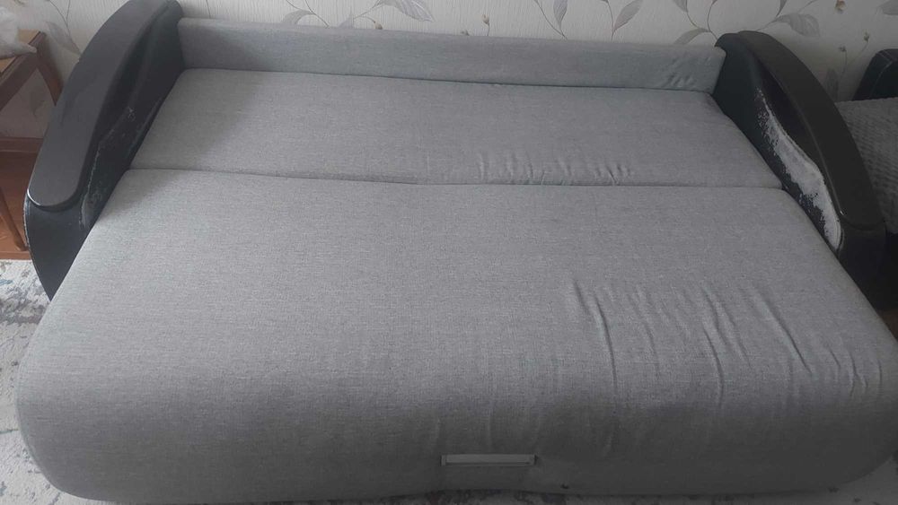 Продам диван в хорошем состоянии