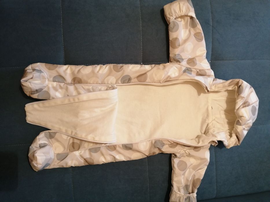 Продам демисезонный комбинезон