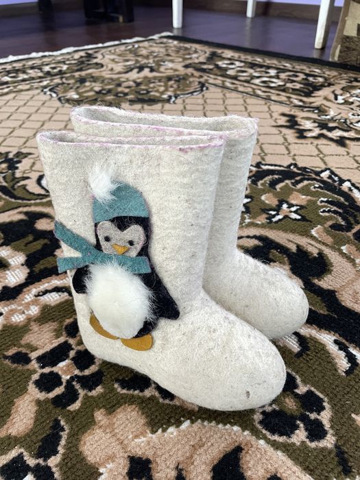 Продам детскую обувь