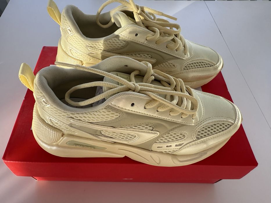 Спортни сникърси DIESEL, размер 37