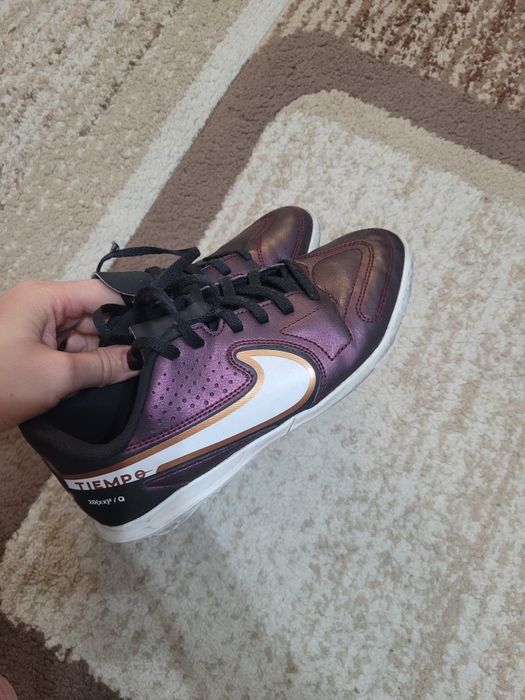 Ghete Nike de de sala 36!