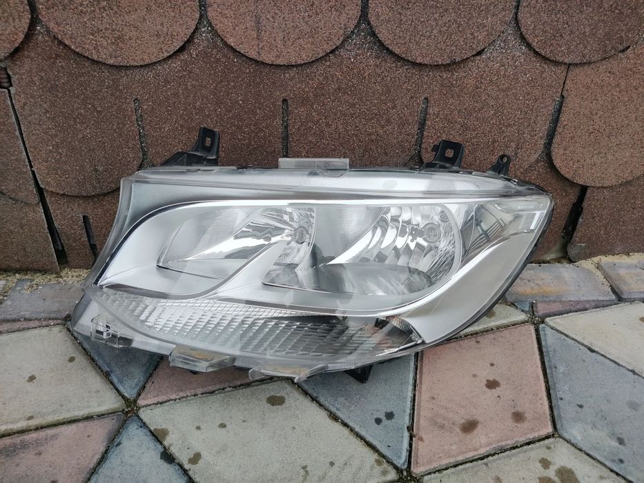 Far stanga fata Halogen Mercedes Benz Sprinter 3 A907 W910 2019-2021 cod A9109060000