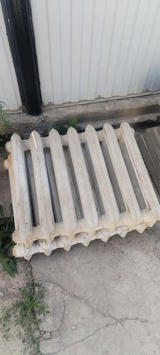 Продам чугунные батареи