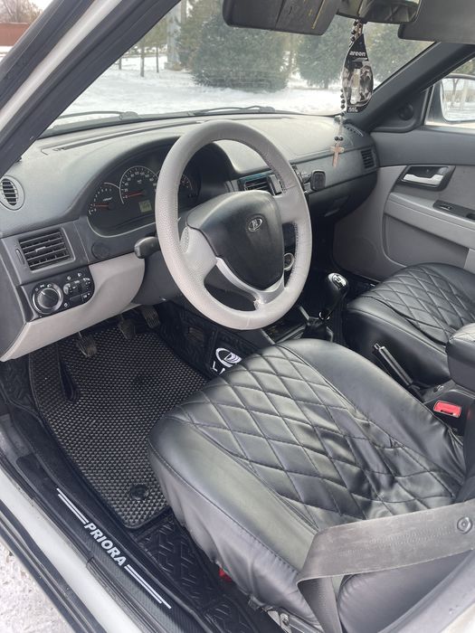 Продам приору. В нормальном состоянии