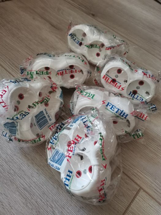 Выключатели,, тройник