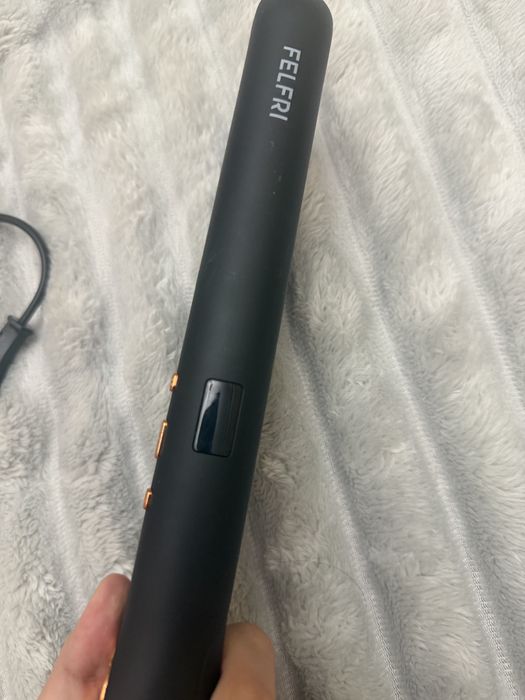 Выпрямитель для волос