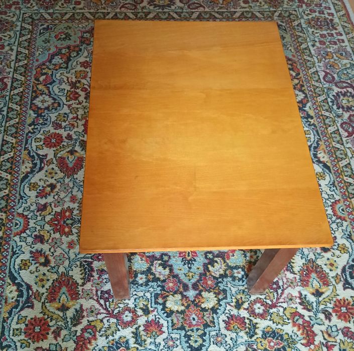 Продам стол, для дома, подарки, для кухни.