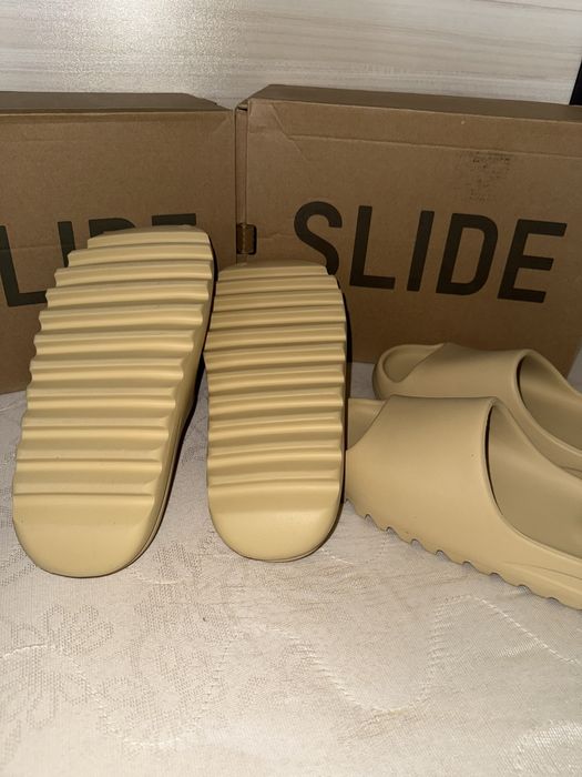 Yeezy slides размери 43 и 48
