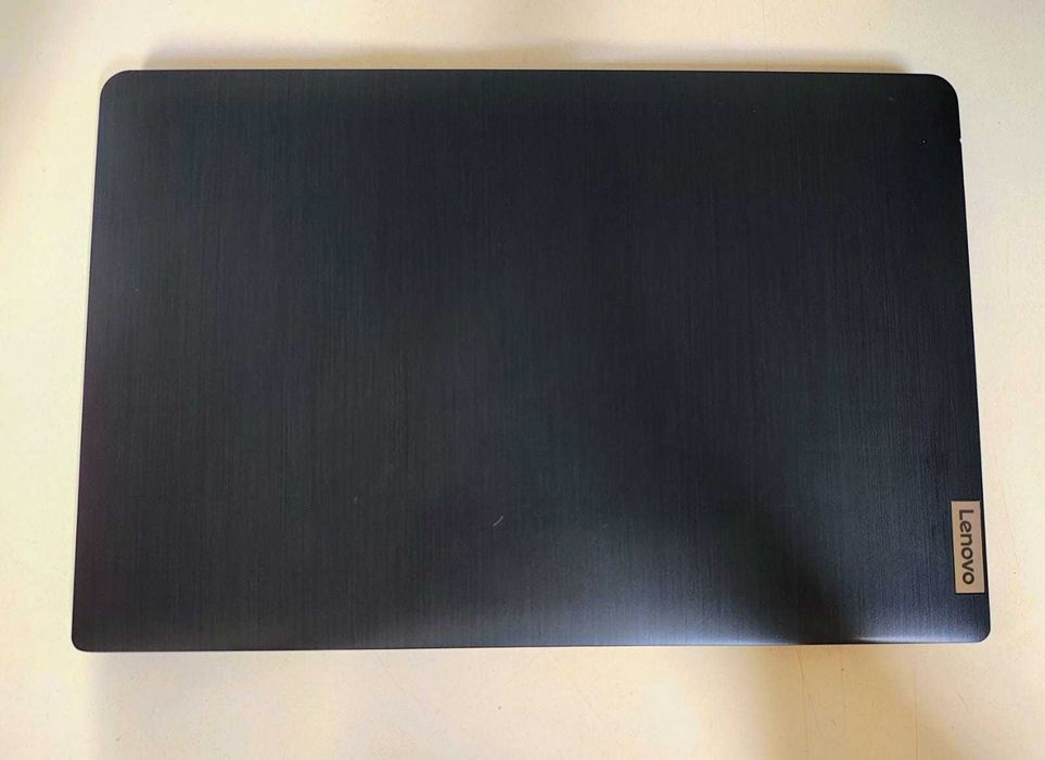 Laptop Lenovo IdeaPad 3  (AG.27) Garantie 2 ani!