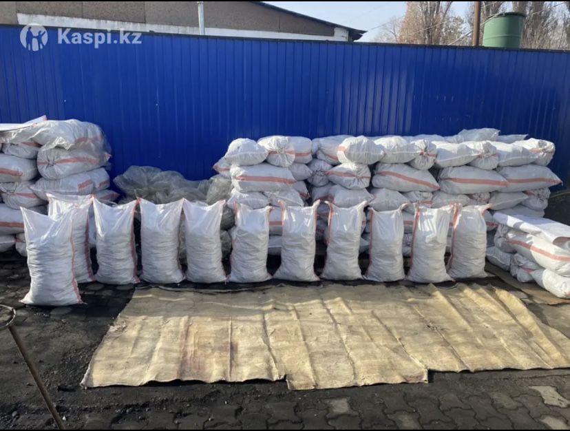 Уголь в мешках Чубаркуль