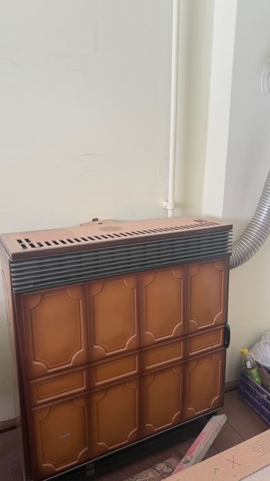 Soba pe gaz cu aprindere piezo