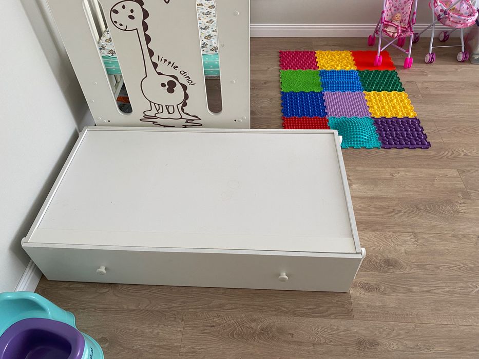 Продам Срочно детскую кровать