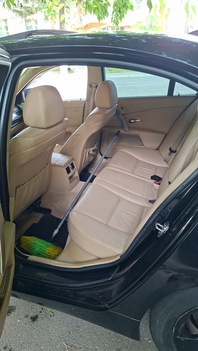 Vînd bmw 530 în stare foarte bună de fumcționare.