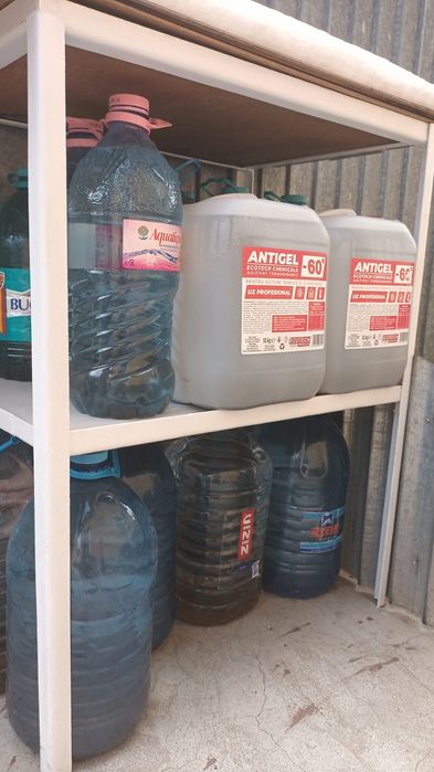 Vând antigel pt calorifere