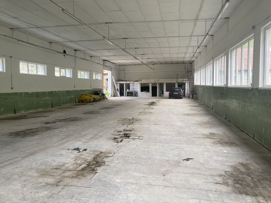 Дава се под наем Склад в Габрово, Център - 480 кв.м за 550 € - Снимка #1