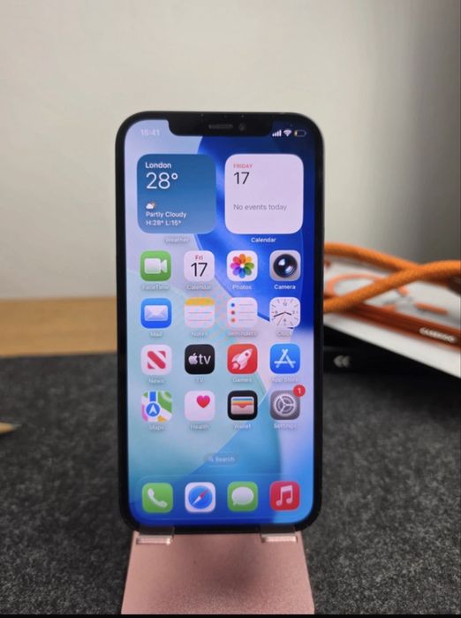 Iphone 12 - използван