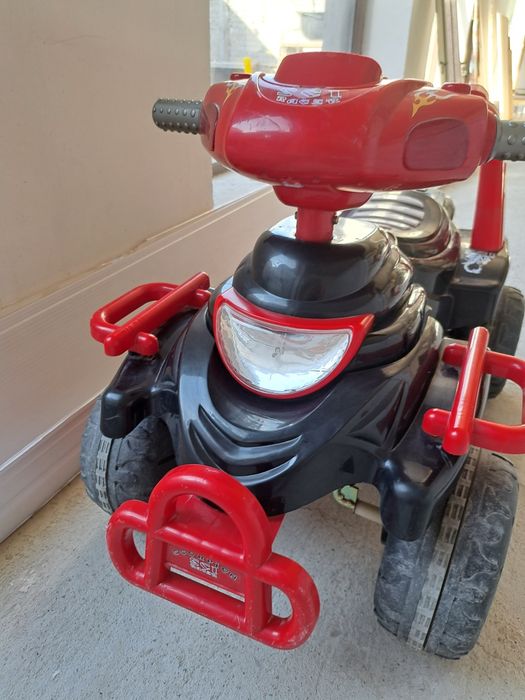 Прадается датская машина  болалар мошинаси сотилади