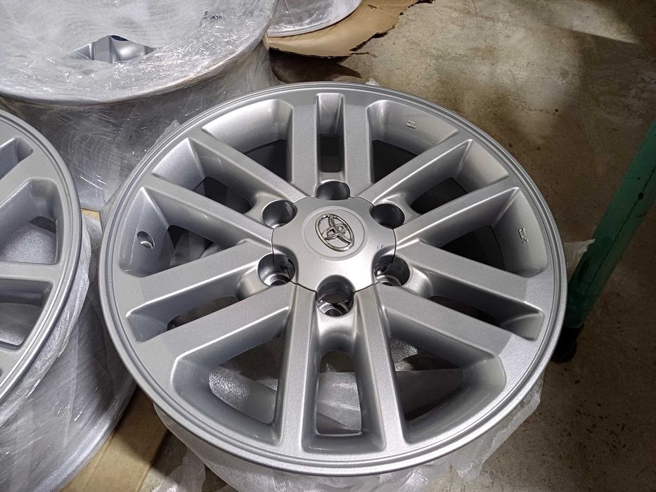 Джанти за Toyota Hilux 17 цола оригинал