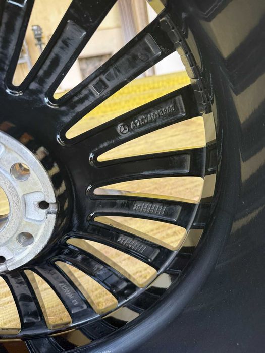 Комплект гуми с джанти - Mercedes CLS 400 D